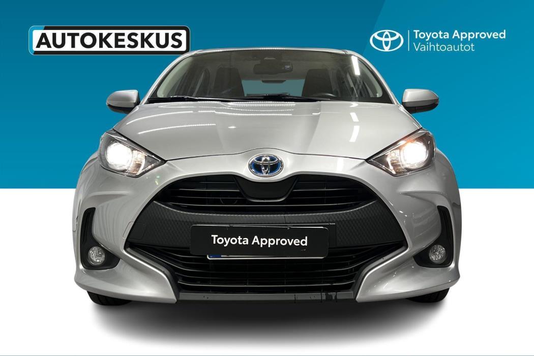 TOYOTA Yaris 2024