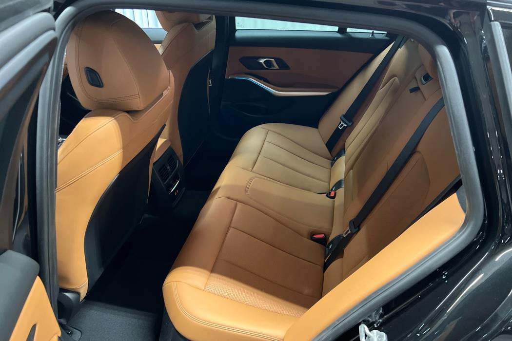 BMW 3-sarja 2025
