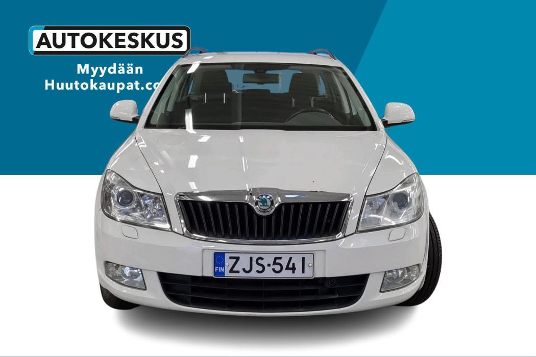 SKODA Octavia 2012