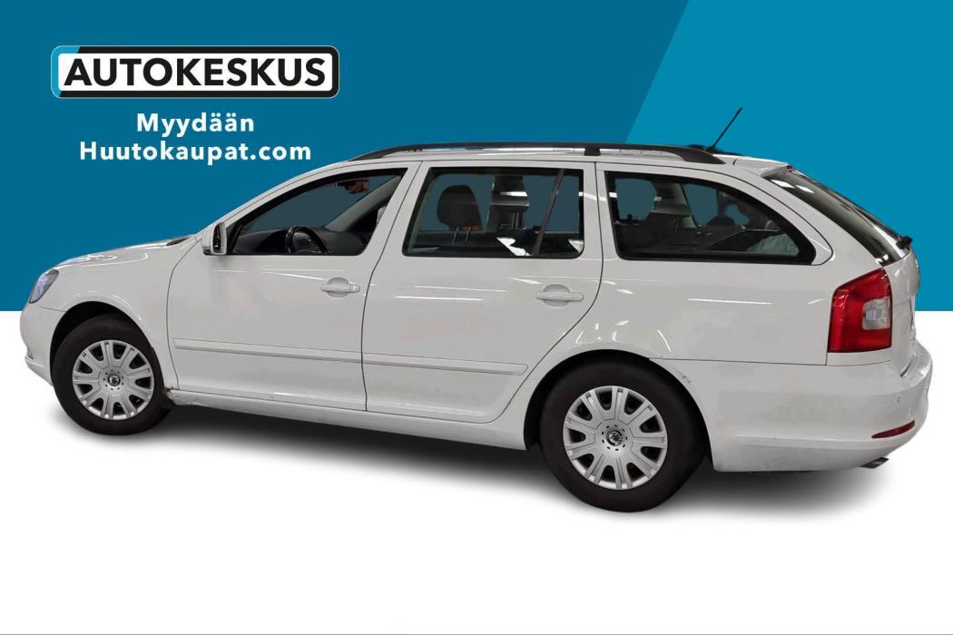 SKODA Octavia 2012