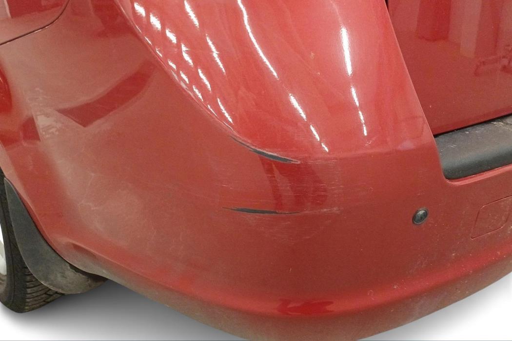 KIA MYYDÄÄN HUUTOKAUPAT.COM 2012