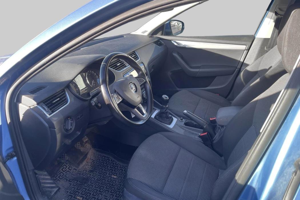 SKODA Octavia 2016