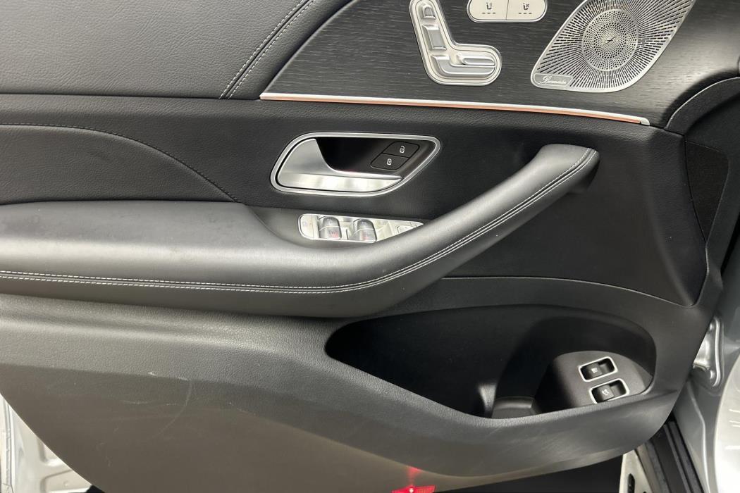 MERCEDES-BENZ GLE 2023