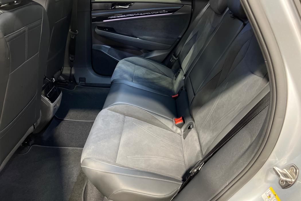 VOLKSWAGEN ID.7 2024