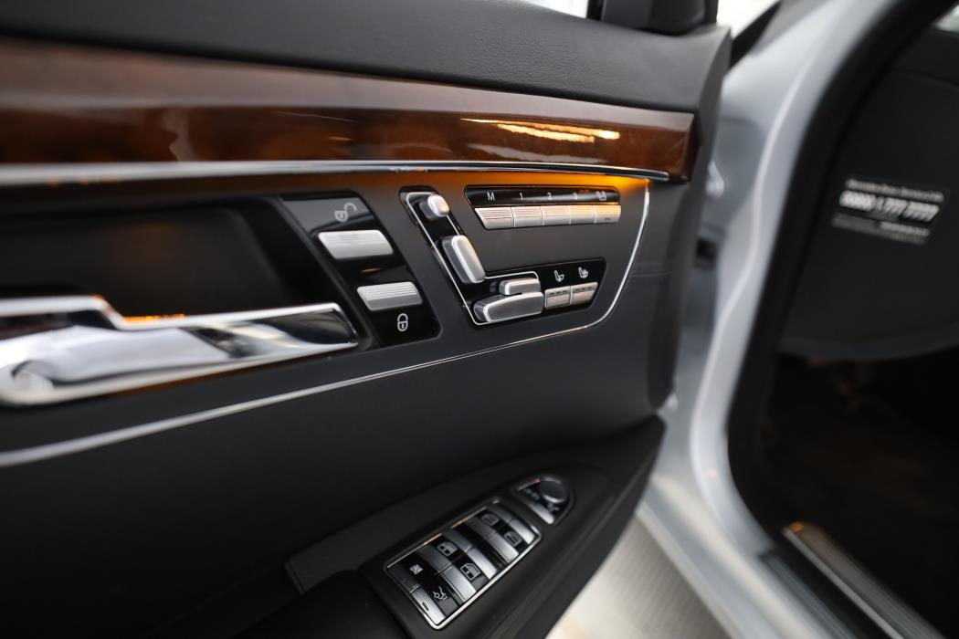 Mercedes-Benz S 2007