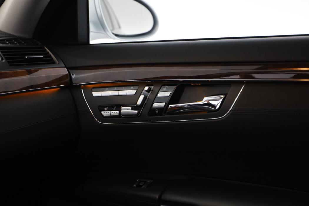 Mercedes-Benz S 2007