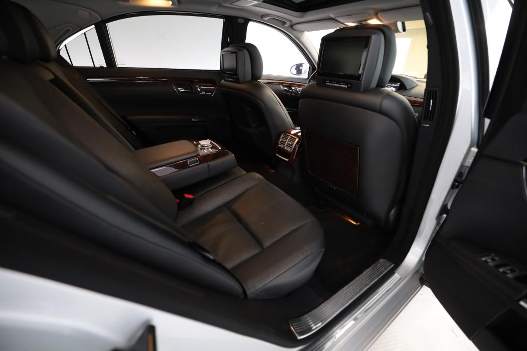 Mercedes-Benz S 2007