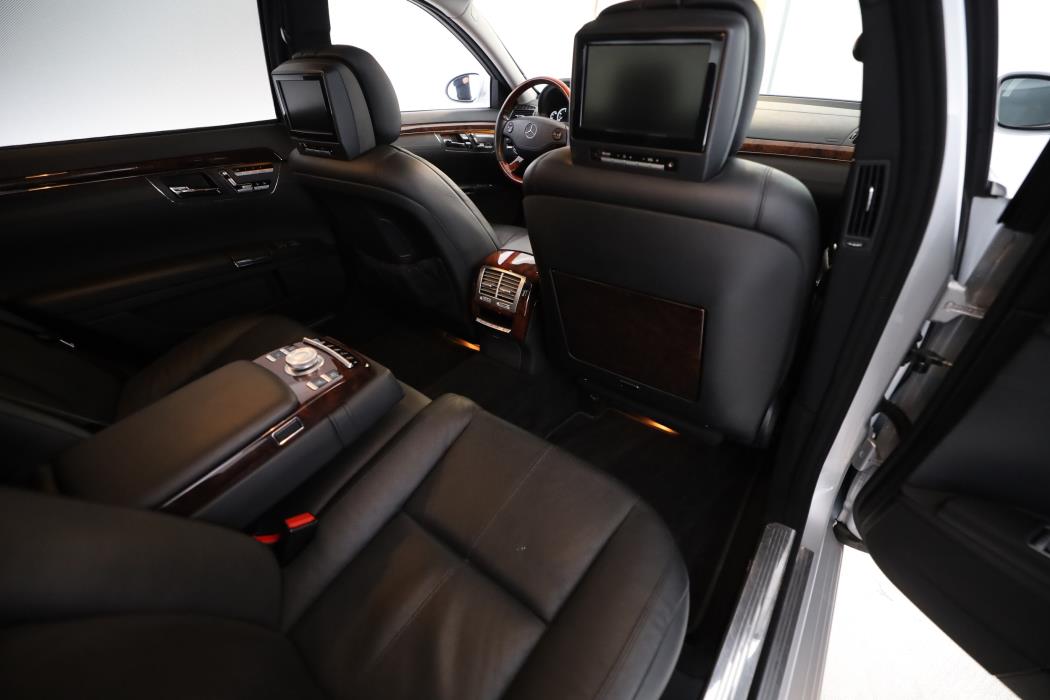 Mercedes-Benz S 2007