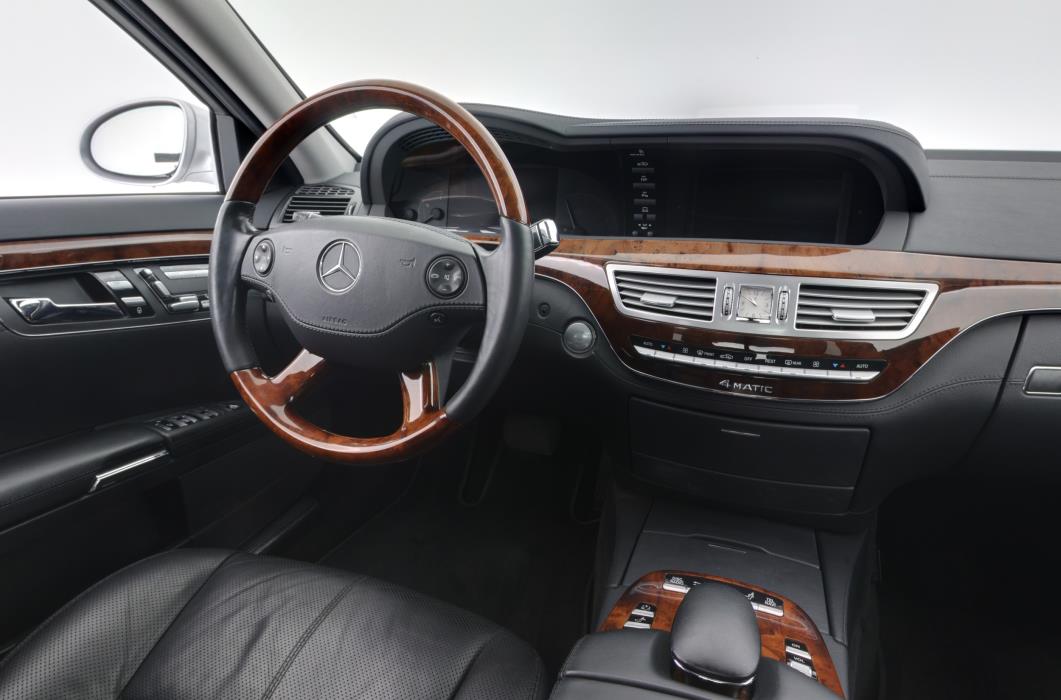 Mercedes-Benz S 2007