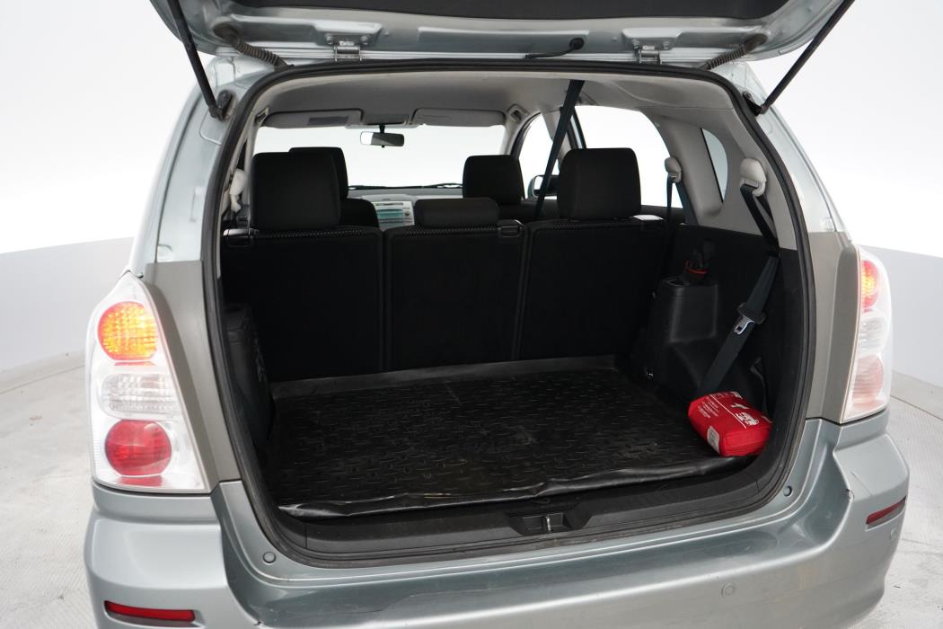 Toyota Corolla Verso 2009