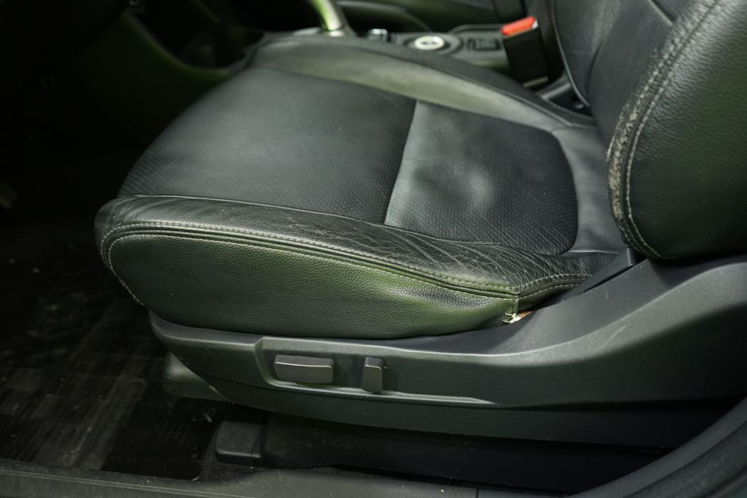 Mitsubishi Outlander PHEV 2015