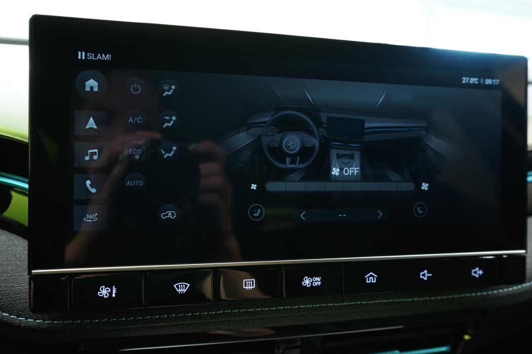 MG 5 2025