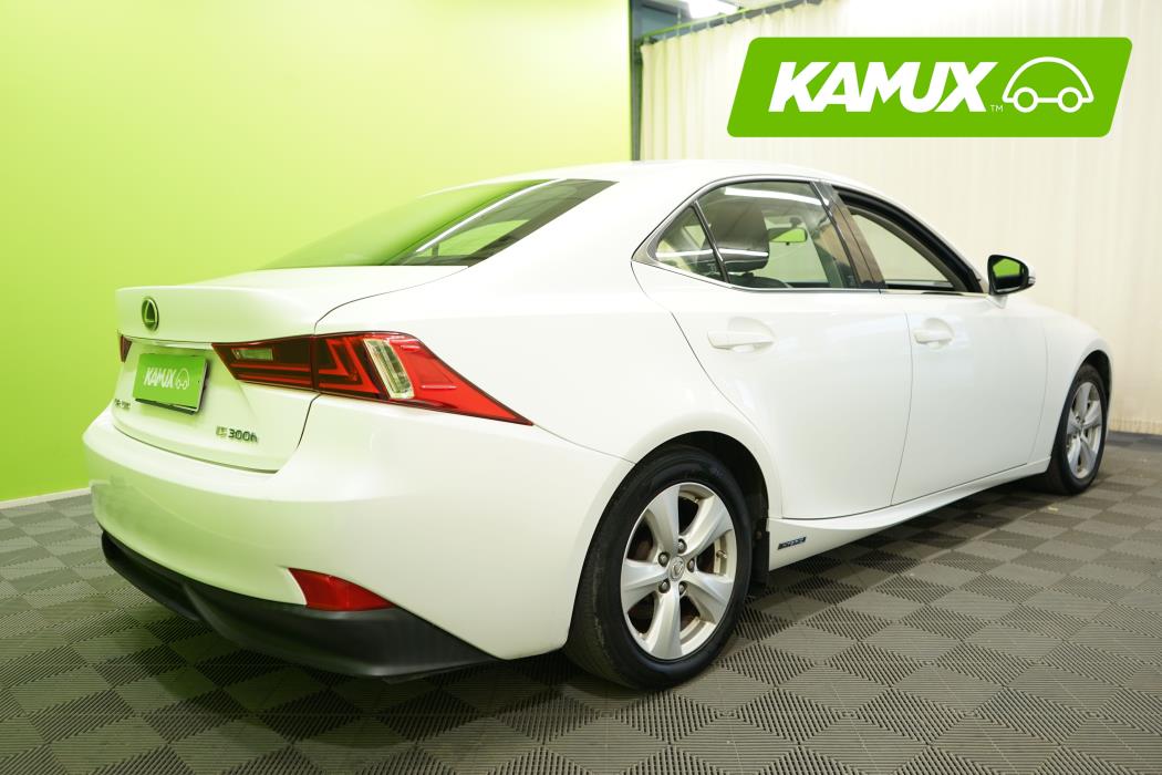 Lexus IS 2013
