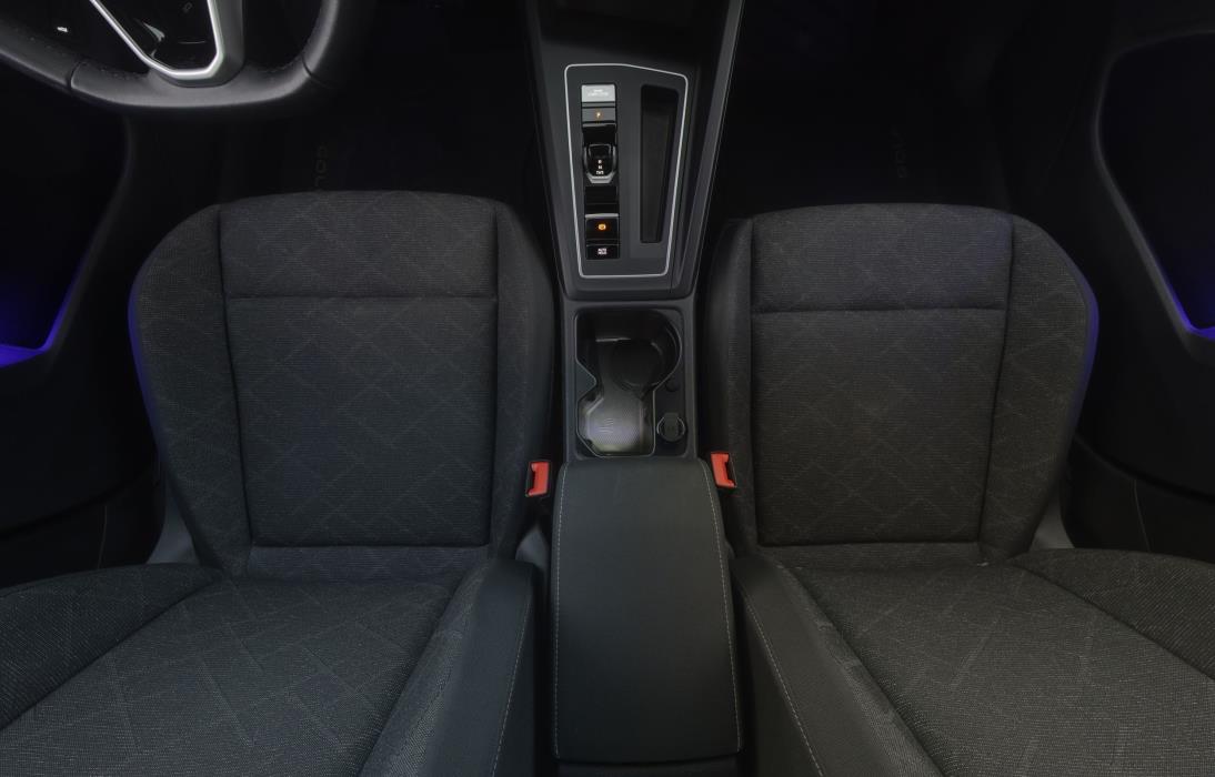 Volkswagen Golf 2021