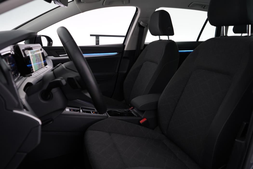 Volkswagen Golf 2021