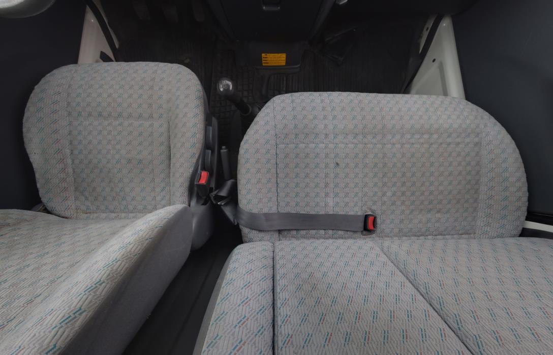 Toyota Hiace 2005