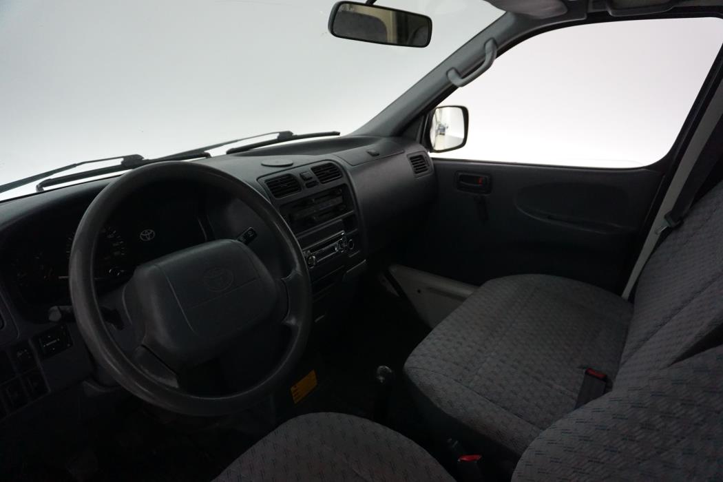 Toyota Hiace 2005
