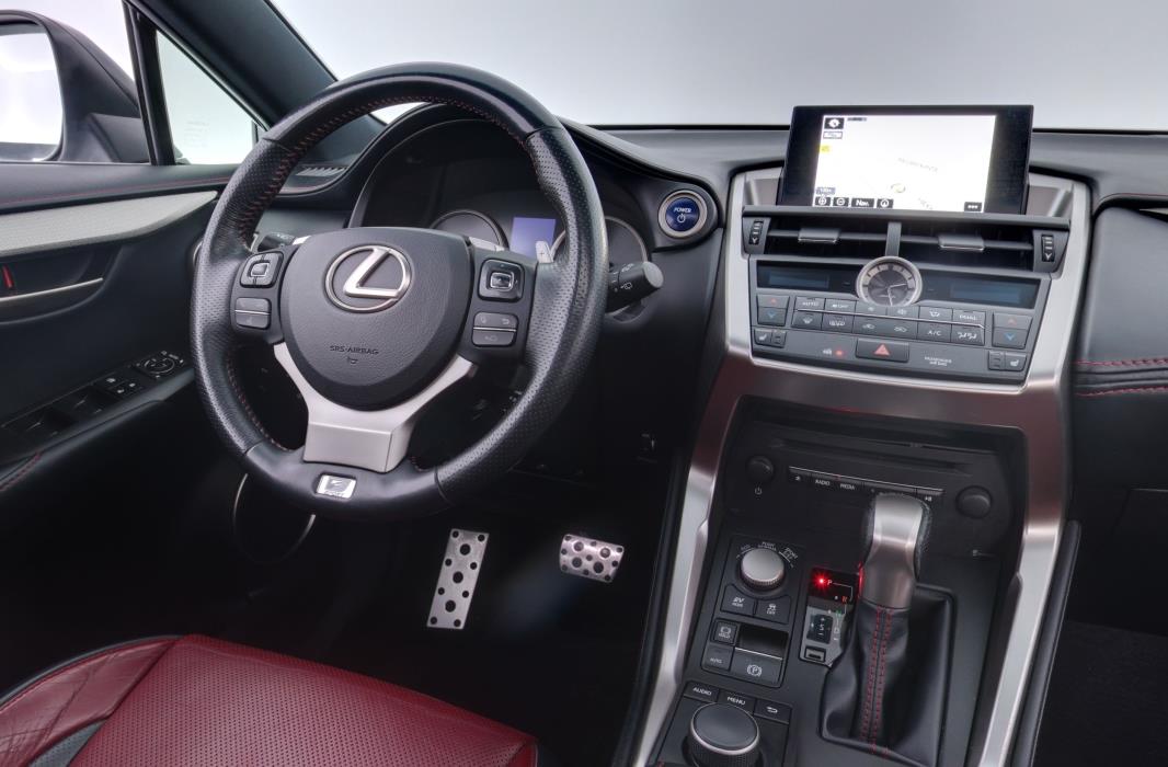 Lexus NX 2015