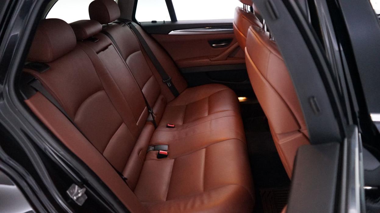 BMW 525 2011