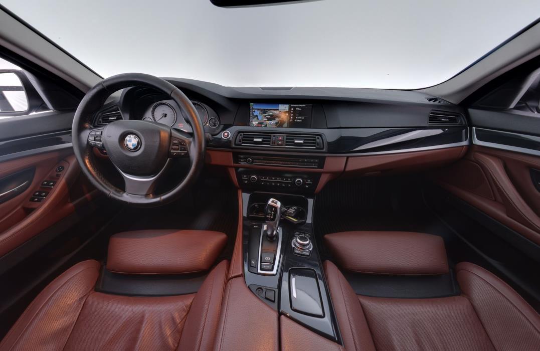 BMW 525 2011