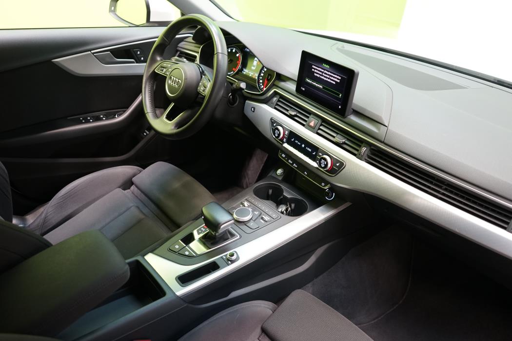 Audi A4 2018