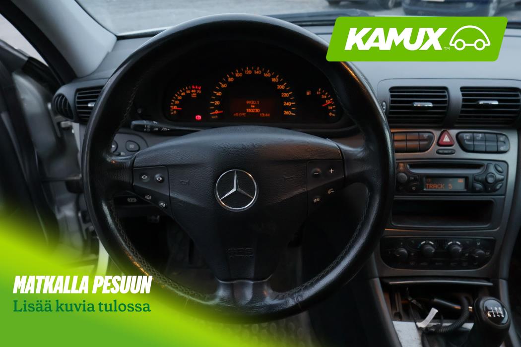 Mercedes-Benz C 2004
