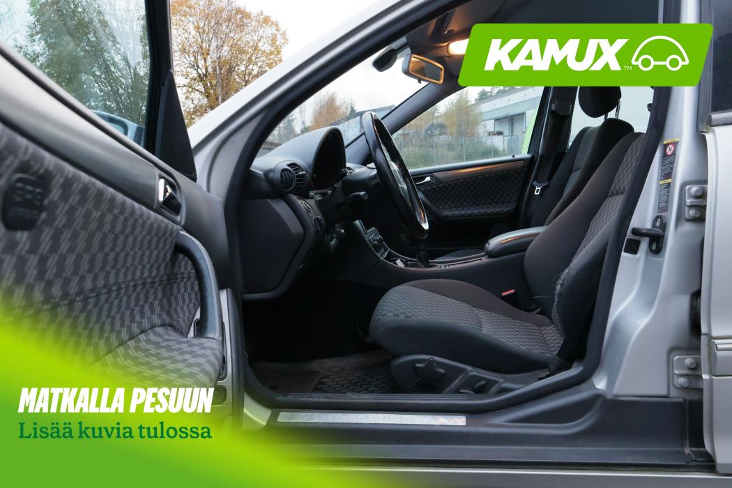Mercedes-Benz C 2004