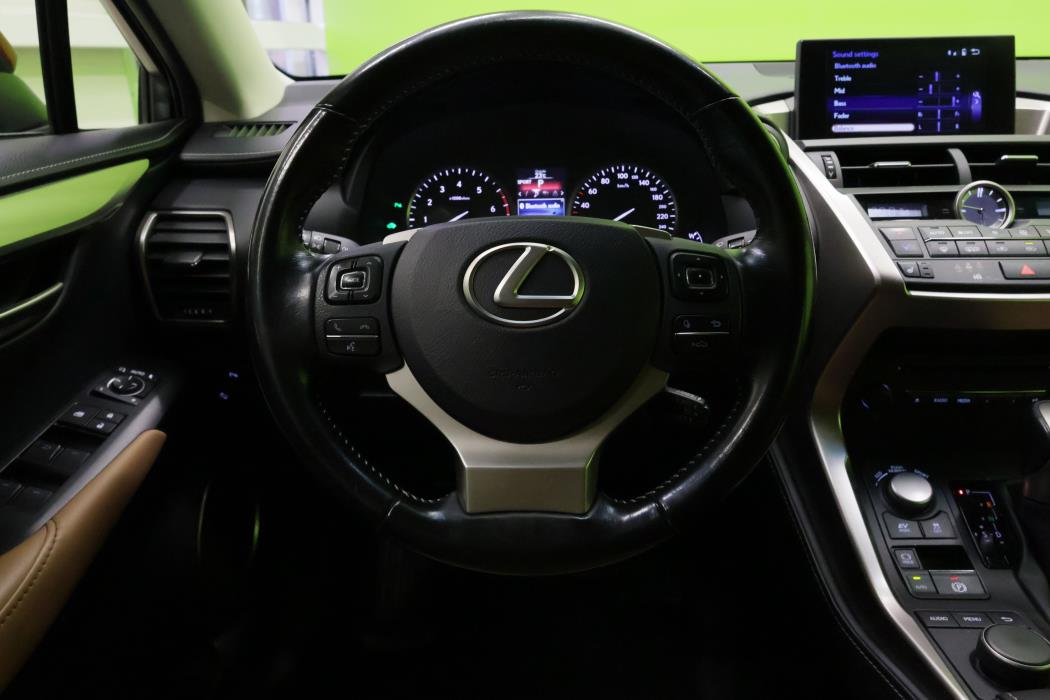 Lexus NX 2017
