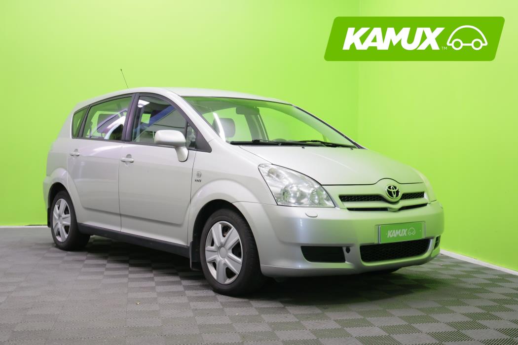 Toyota Corolla Verso 2004