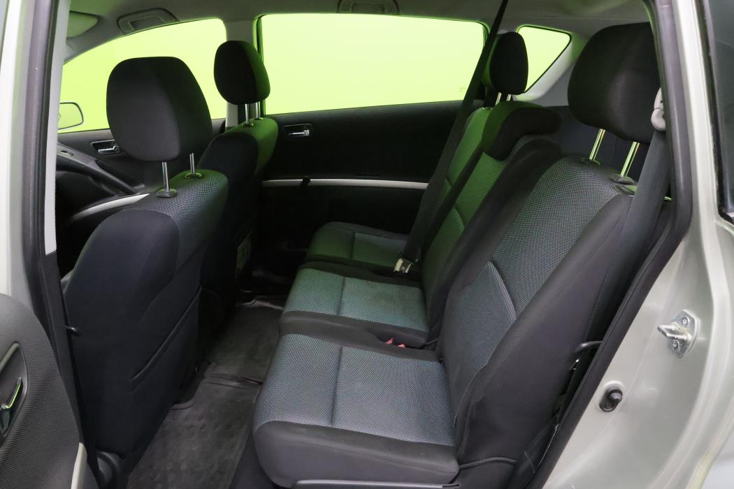 Toyota Corolla Verso 2004