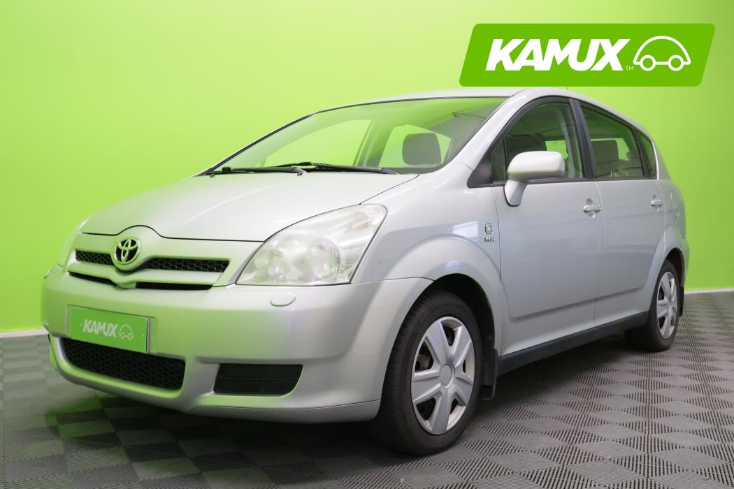 Toyota Corolla Verso 2004