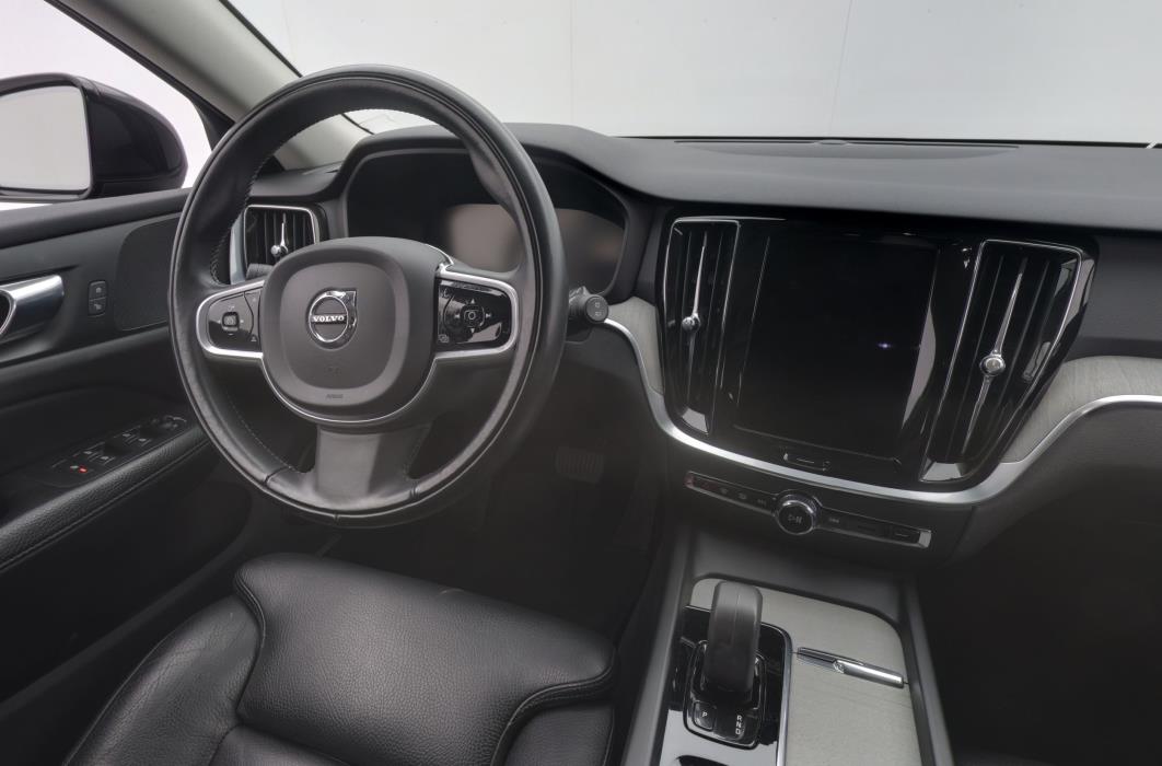 Volvo V60 Cross Country 2022