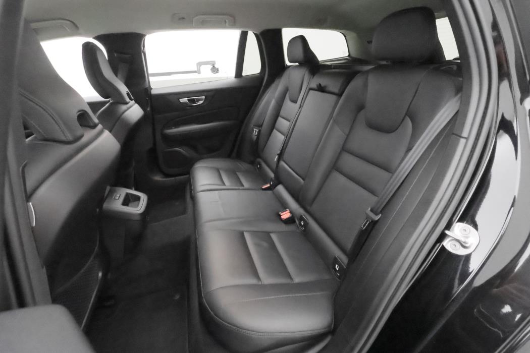 Volvo V60 Cross Country 2022