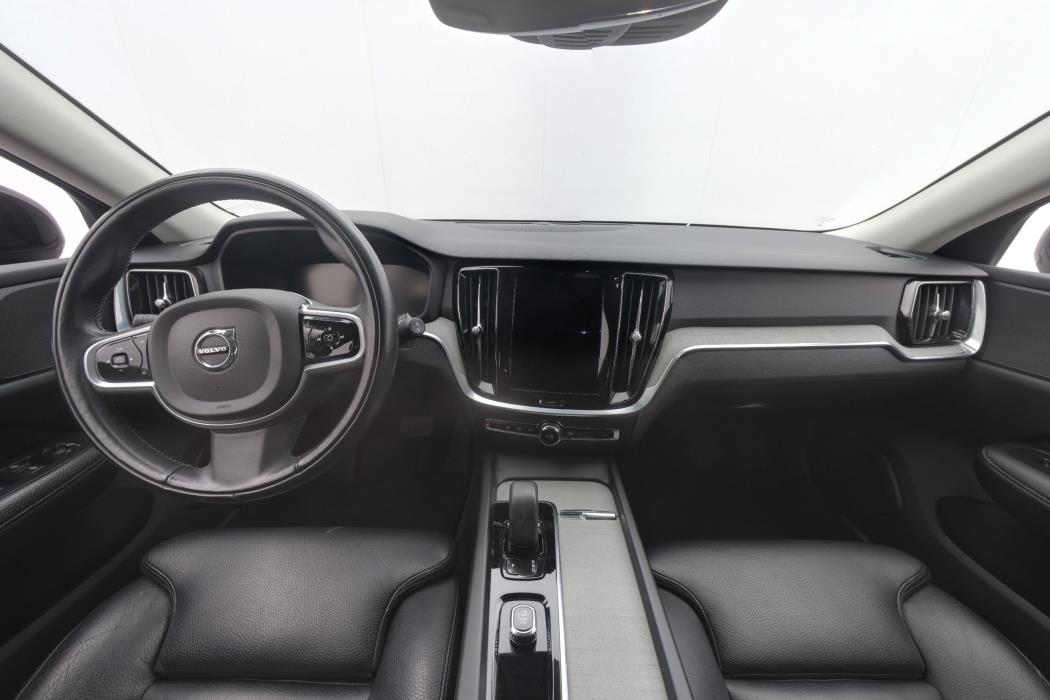 Volvo V60 Cross Country 2022