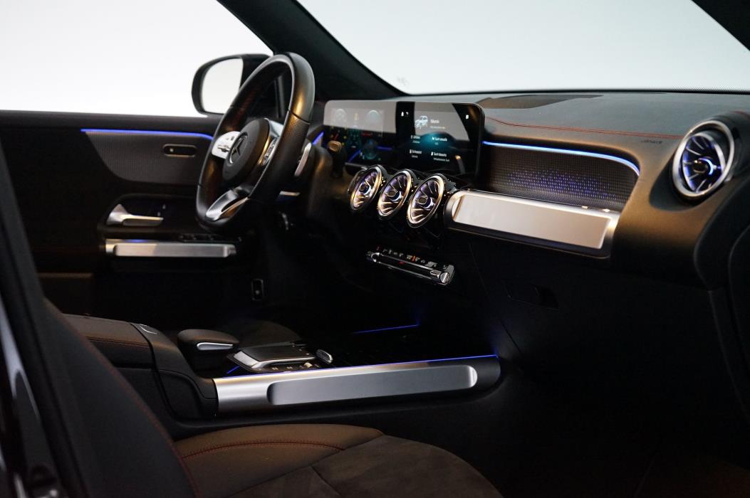 Mercedes-Benz EQB 2022