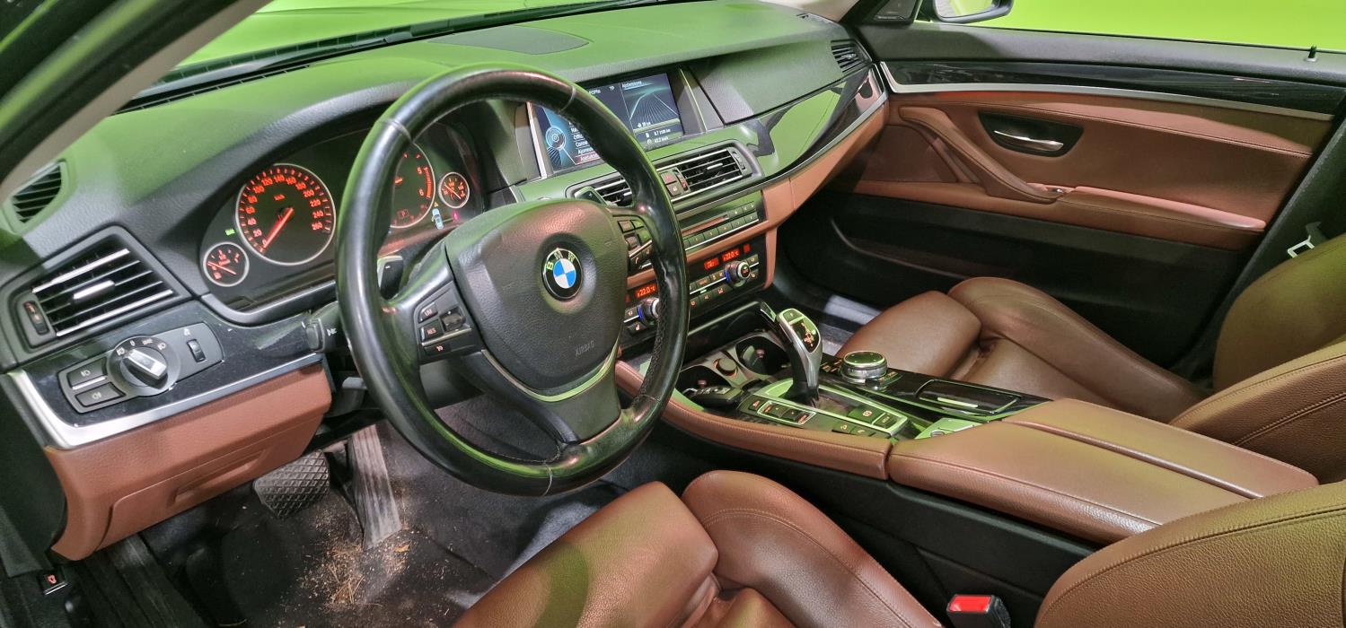 BMW 530 2015