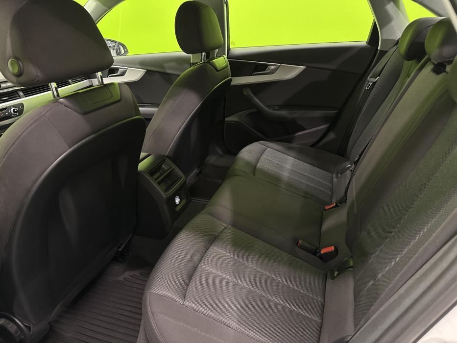 Audi A4 2016