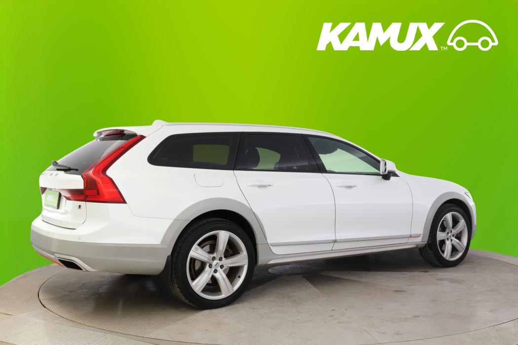 Volvo V90 Cross Country 2018
