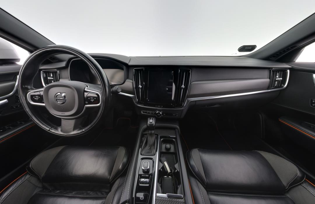 Volvo V90 Cross Country 2018