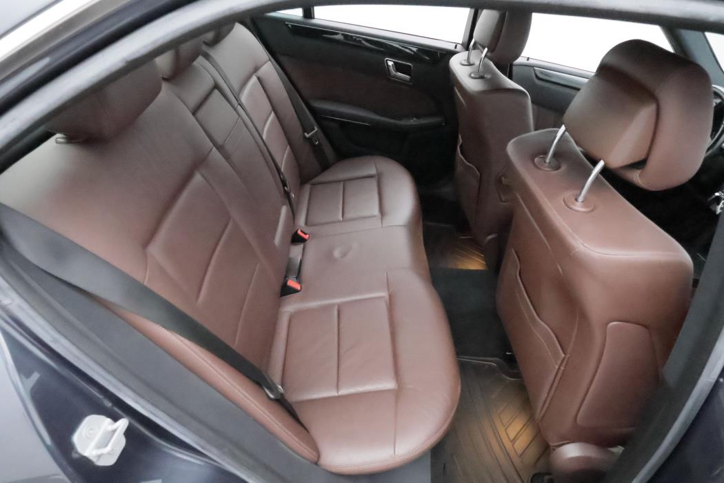 Mercedes-Benz E 2010