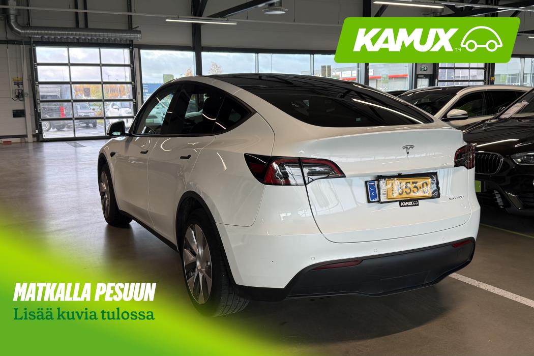 Tesla Model Y 2022