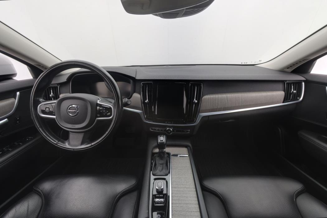 Volvo V90 Cross Country 2021