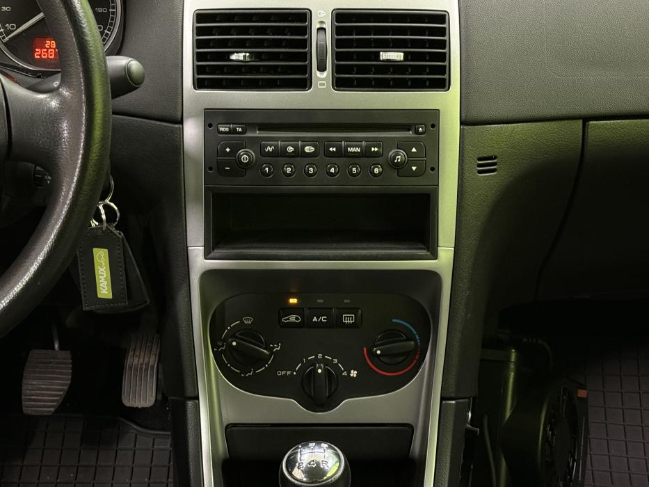 Peugeot 307 2004