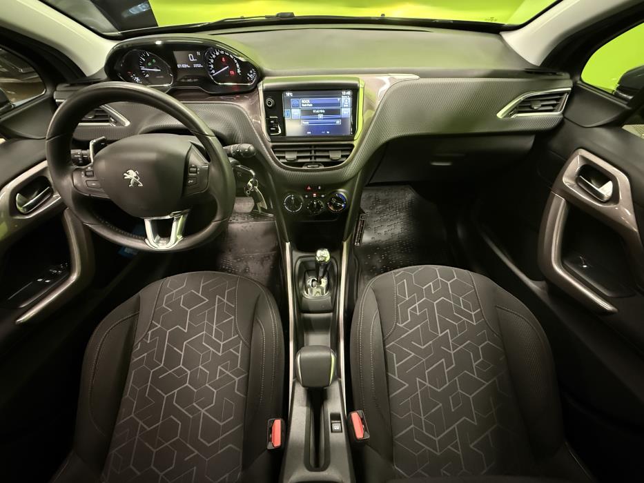 Peugeot 2008 2015
