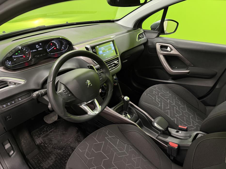 Peugeot 2008 2015