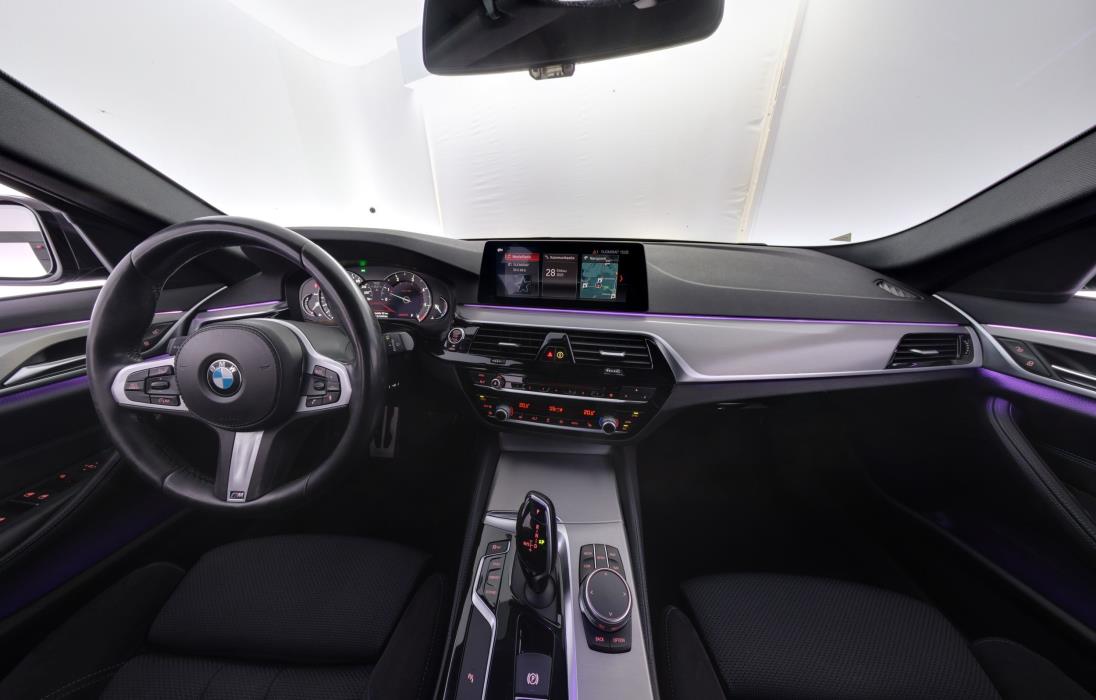 BMW 530 2019