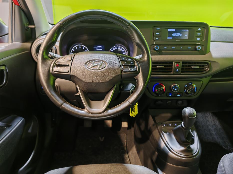 Hyundai i10 2021
