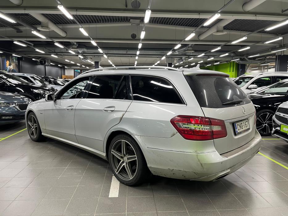 Mercedes-Benz E 2012