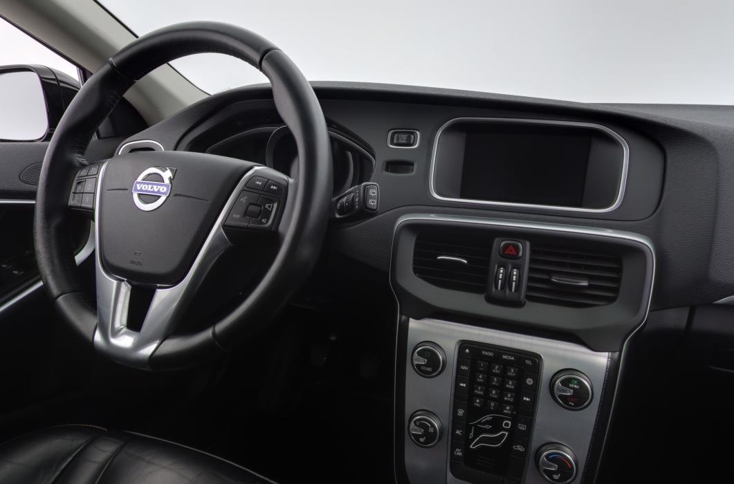 Volvo V40 2015