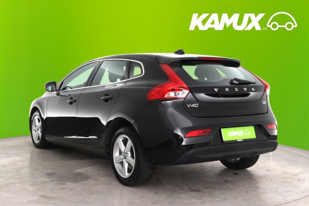 Volvo V40 2015